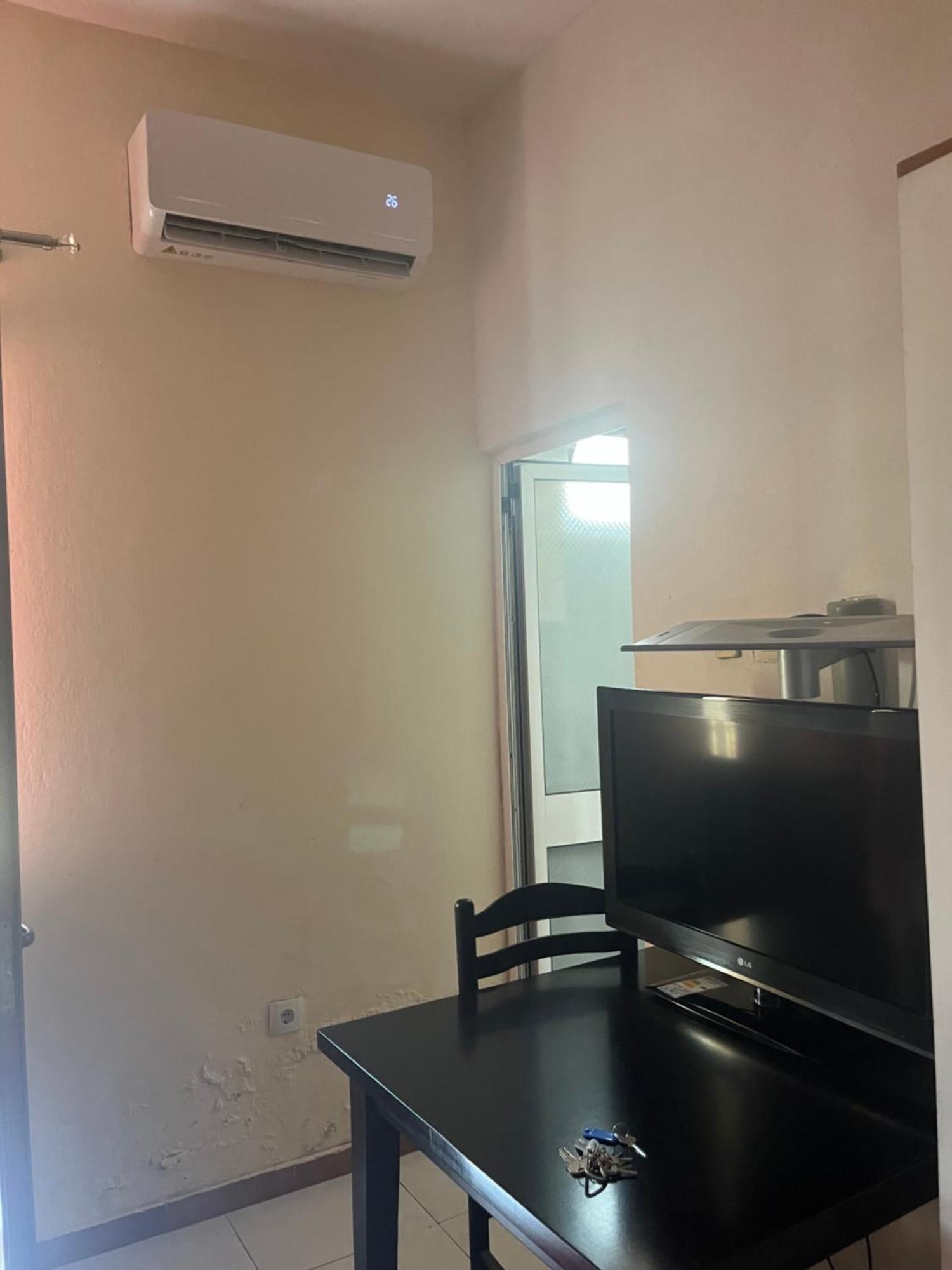 Hotel Luli City Center Дуррес Экстерьер фото