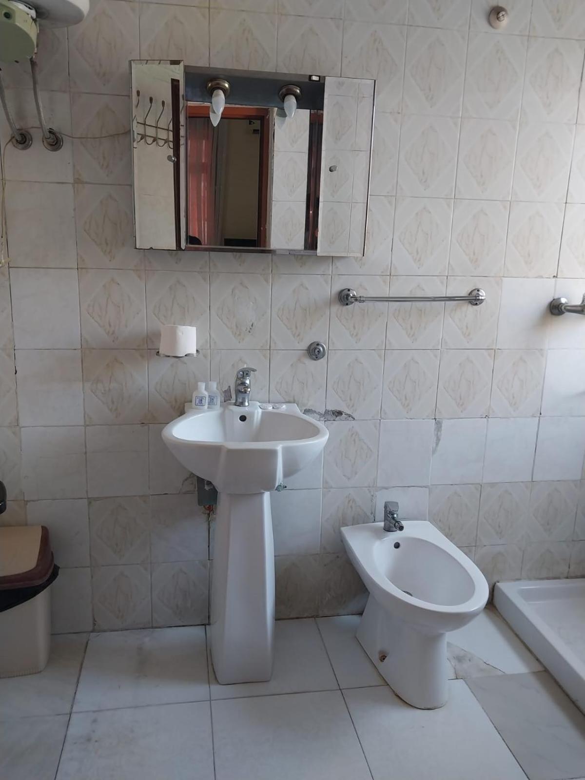 Hotel Luli City Center Дуррес Экстерьер фото